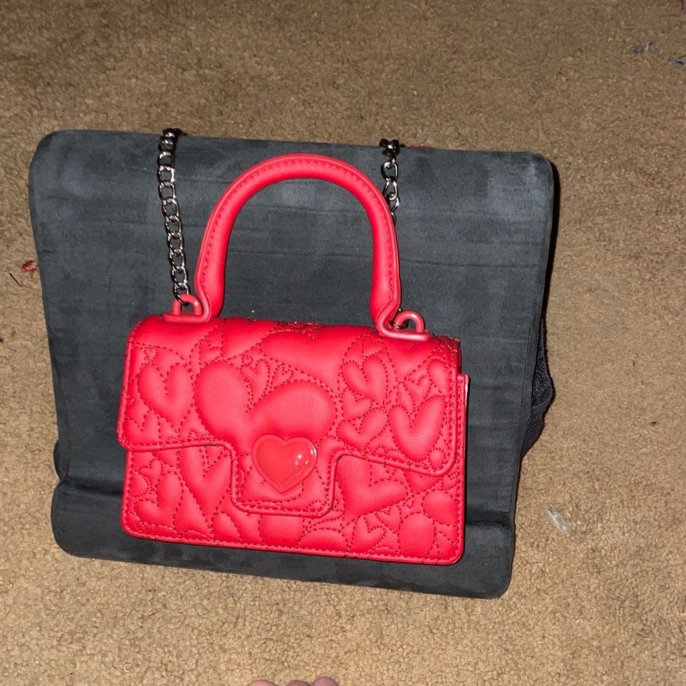 Luv Betsy Betsy Johnson Red Quilted Heart Top-Handle Crossbody Bag 5x7x3 - Picture 2 of 8